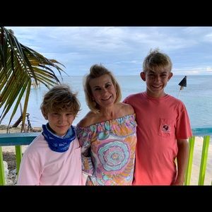 Meet your Posher, Laura